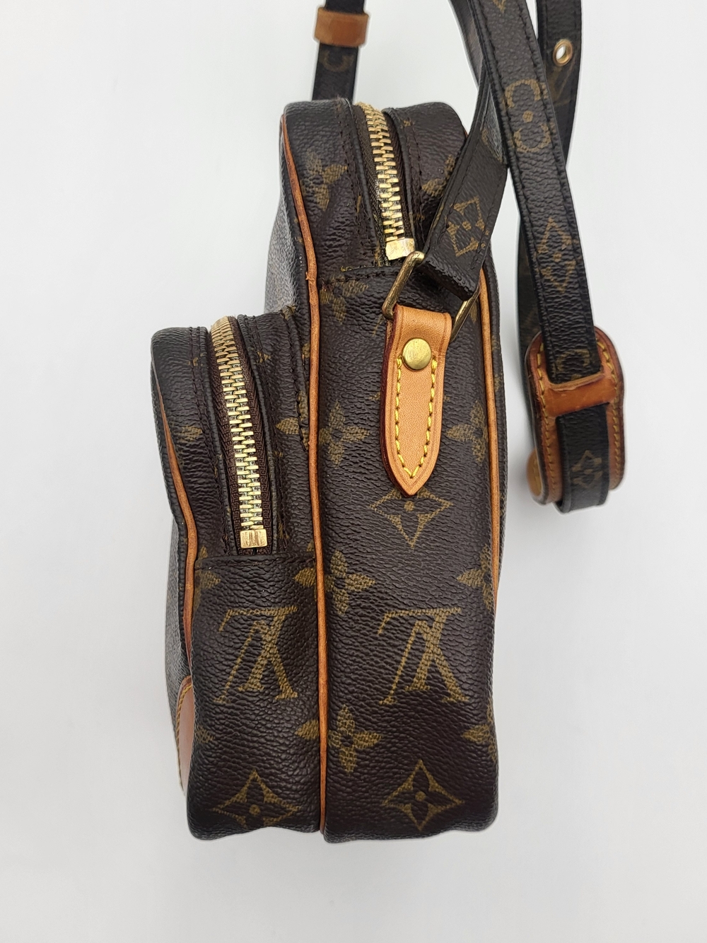 LOUIS VUITTON Amazon Crossbody Shoulder Bag M45236 Monogram Canvas, Authentic.. - Picture 3 of 16
